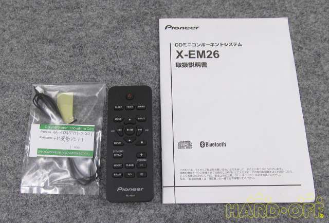 FMアンテナ、リモコン、説明書付属