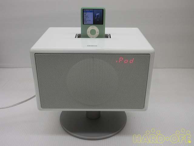 iPodは装着イメージです。