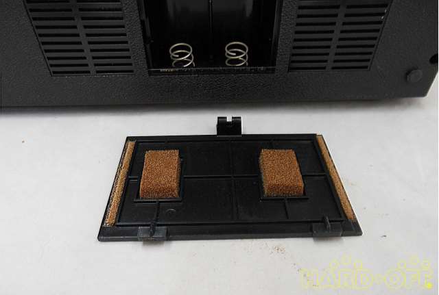 電池、押さえパッキン劣化しています。
