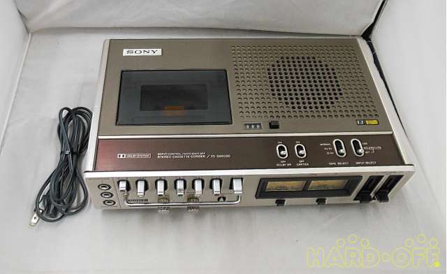 付属品、ACコ-ドのみです。