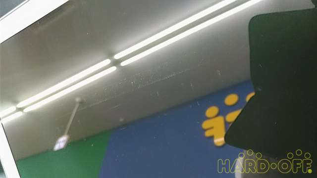 ※画面目立つ傷あります。