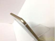 本体右上です