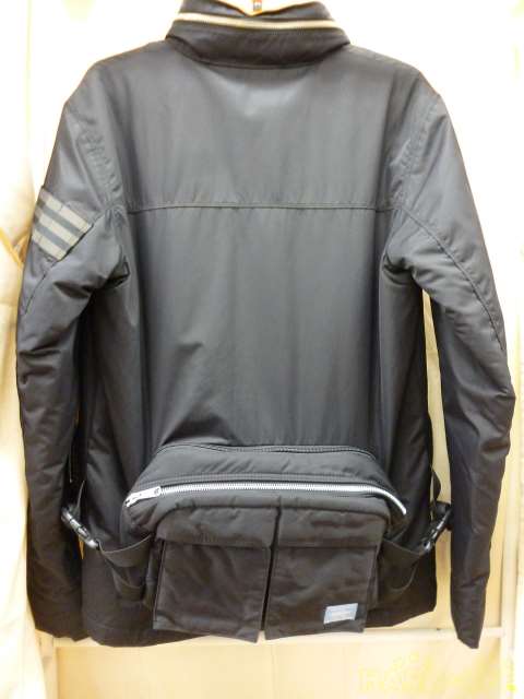 PORTERバック付いてます