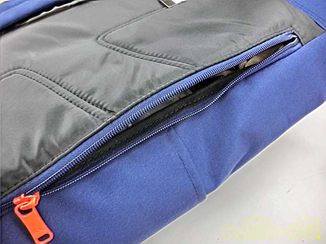横ファスナー付き