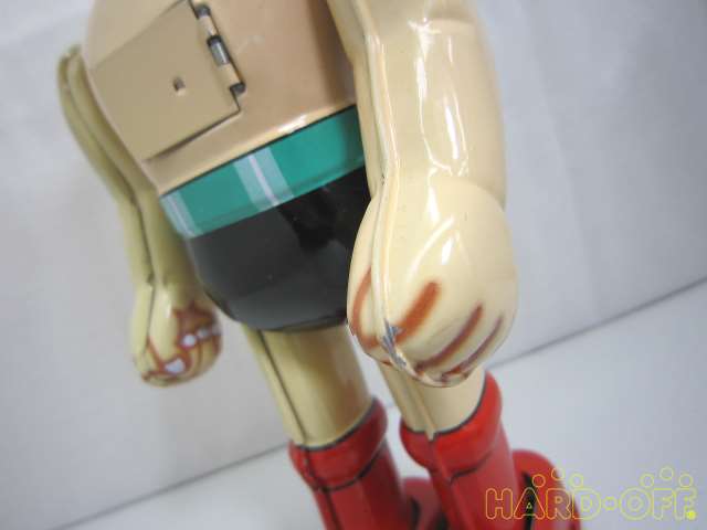 細かい剥がれがございます。