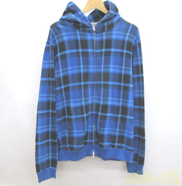 A BATHING APE