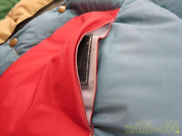 ダブルポケット使用なので機能的です。